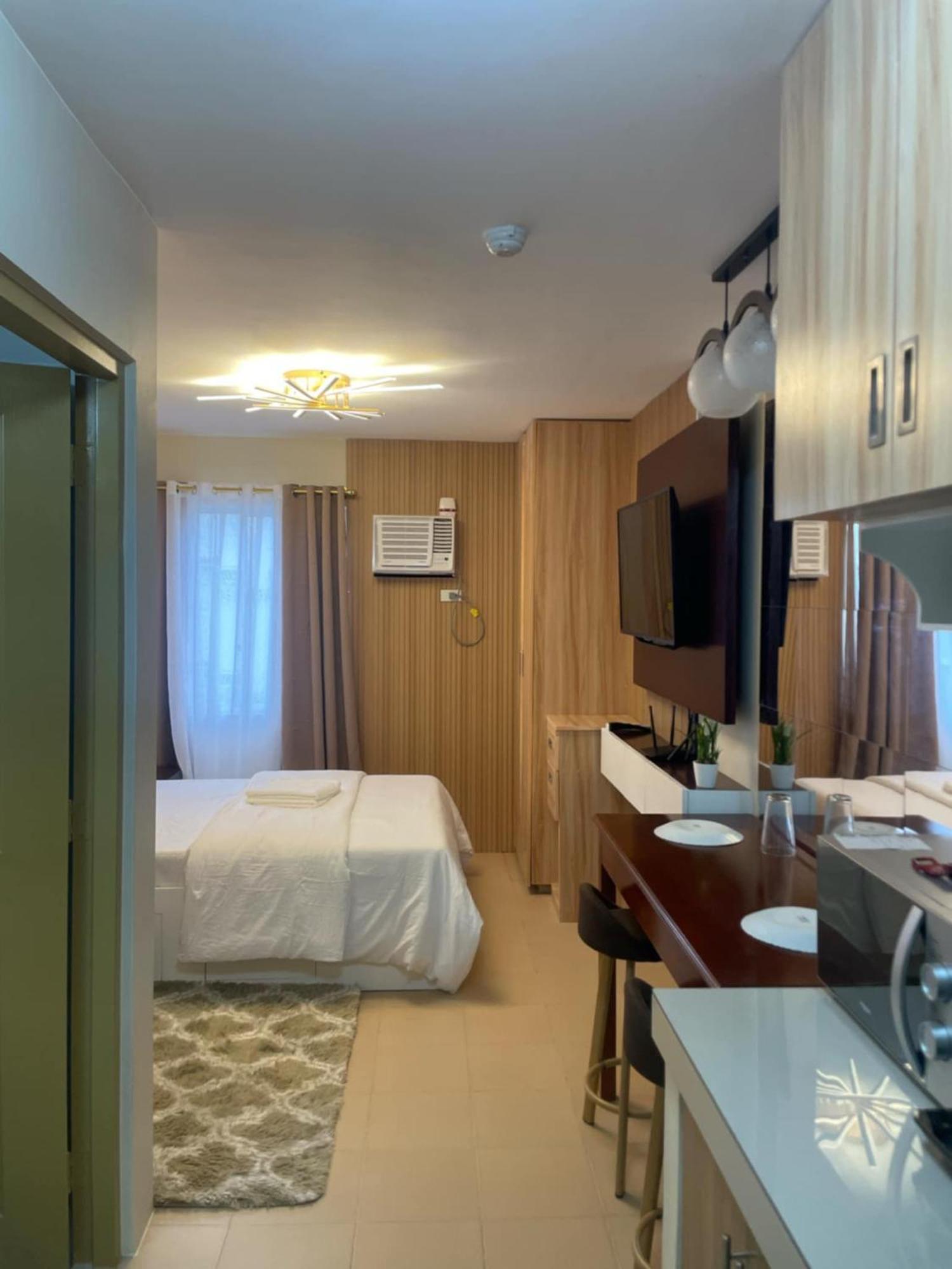 Marina Town Spatial Condominium Dumaguete City Eksteriør bilde